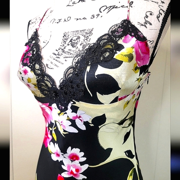 Mary L Couture Y2K Black Floral 100% Silk Gown Size 6 - Picture 4 of 7